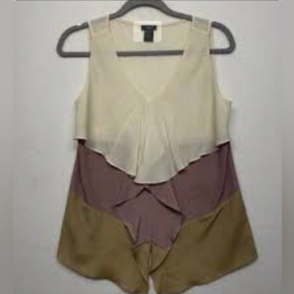 Ann Taylor Petite Tiered Ruffled Blouse💜✨️ - Picture 8 of 8